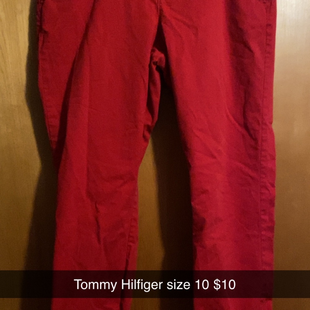 Tommy Hilfiger Women's Red Cropped Pants